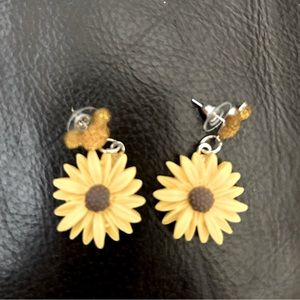 Disney Mickey Mouse Sunflower earrings.